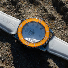 Load image into Gallery viewer, Orange & White