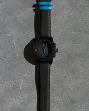 Load image into Gallery viewer, Carbon Fiber & Black